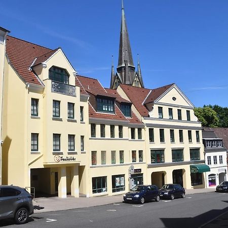 Fewo1846 - Atrium - Luxurioese Wohnung Mit 3 Schlafzimmern Und Balkon Im Stadtzentrum Фленсбург Экстерьер фото